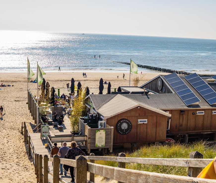 De Botanist Aan Zee, a beach pavilion at Dishoek